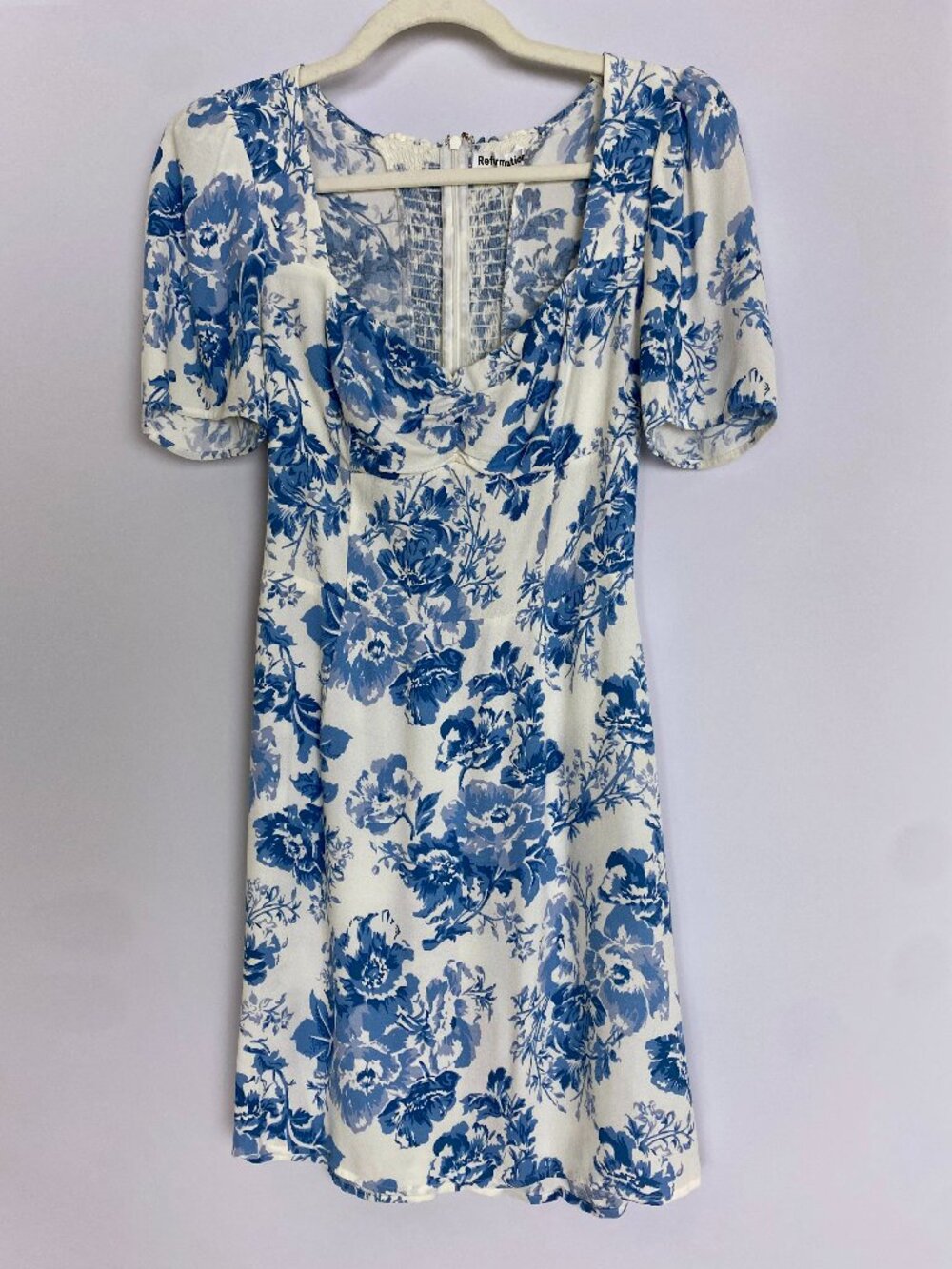 Reformation Brittney Floral Mini Dress – Size 2 – Blue & White - Picture 2 of 7